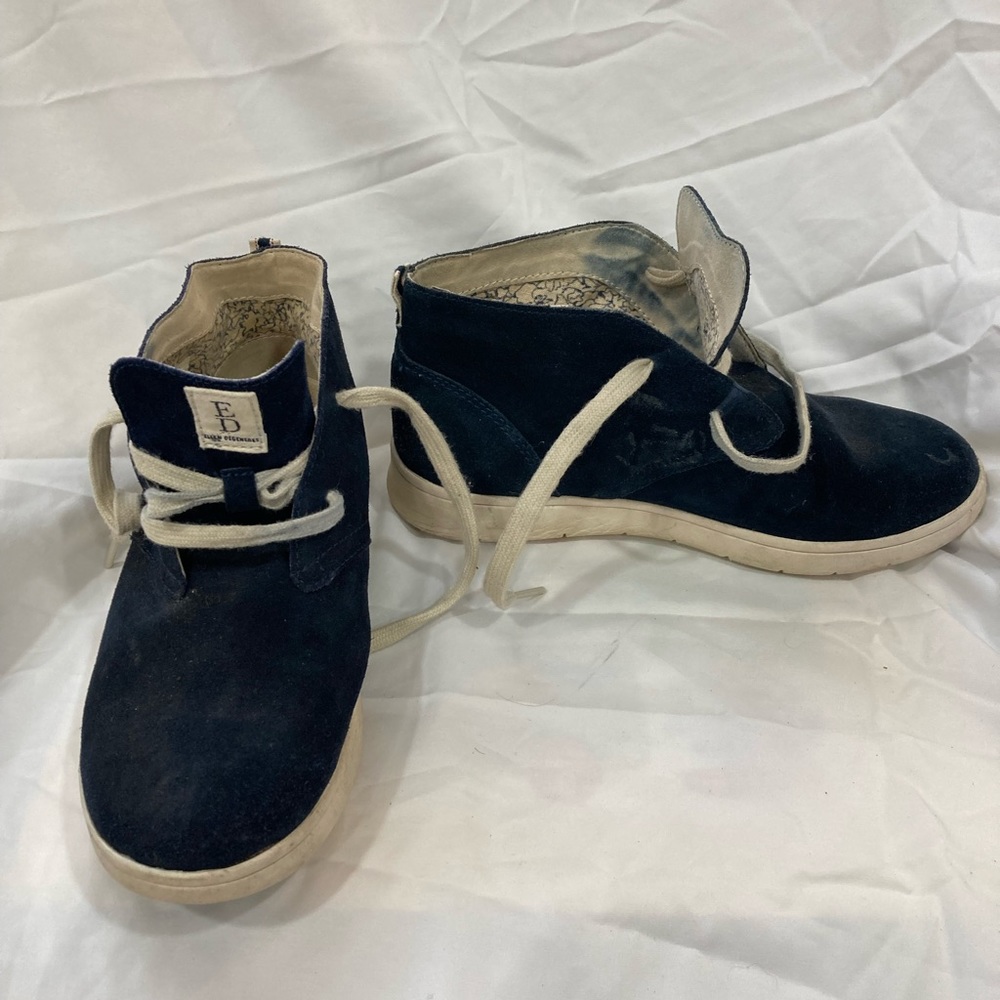 Ellen Degeneres Blue High Tops (size 6)